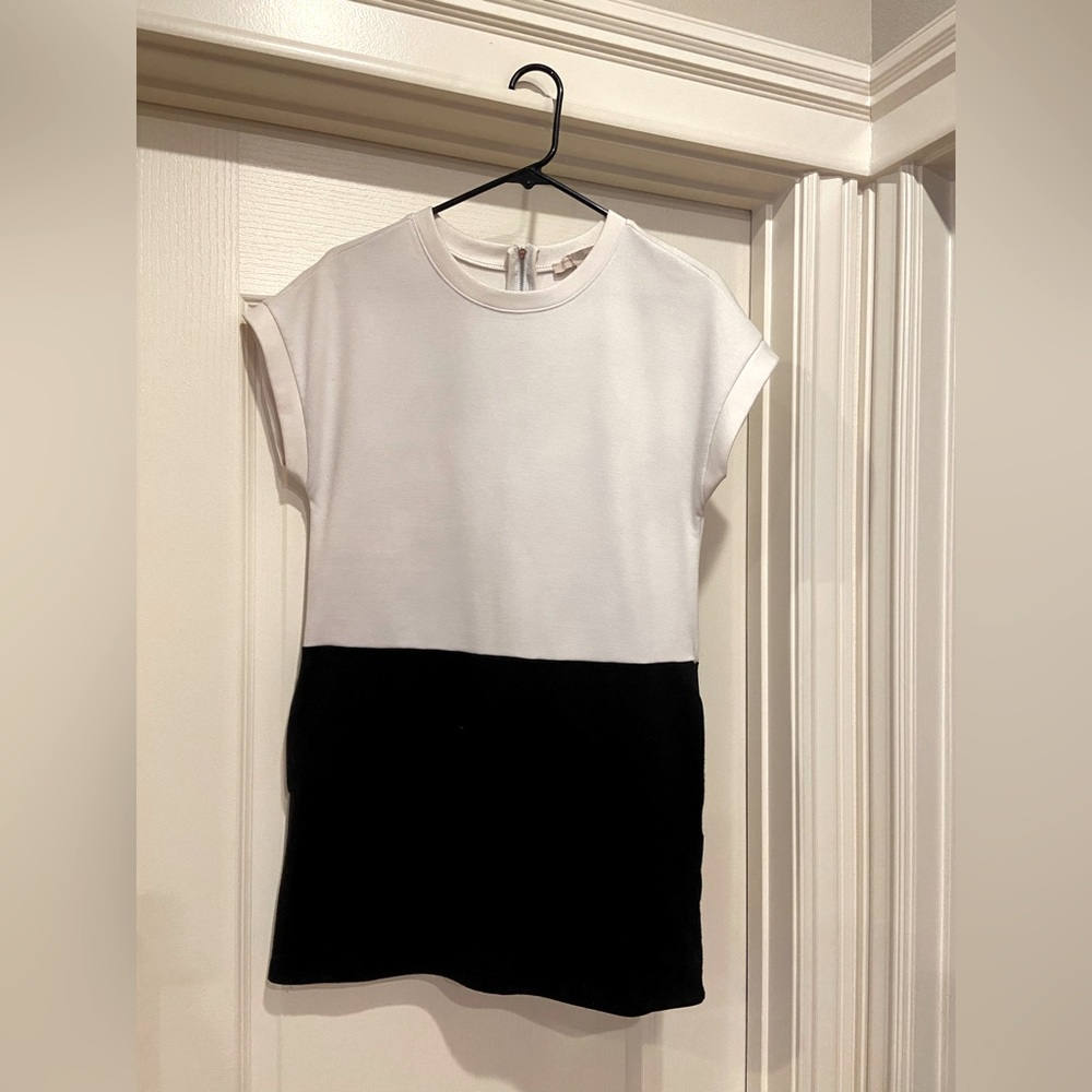 Forever 21 Classic black and white dress